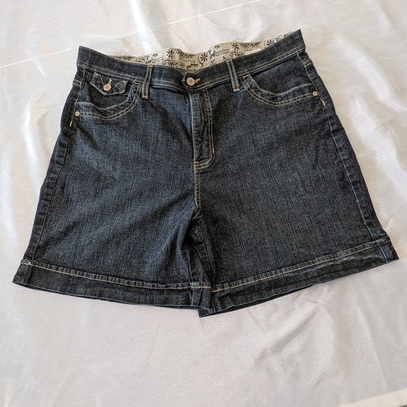 Jean Shorts, Lee Jeans, Size 18 Medium, Denim Blue, Summer's Here! - Picture 1 of 11
